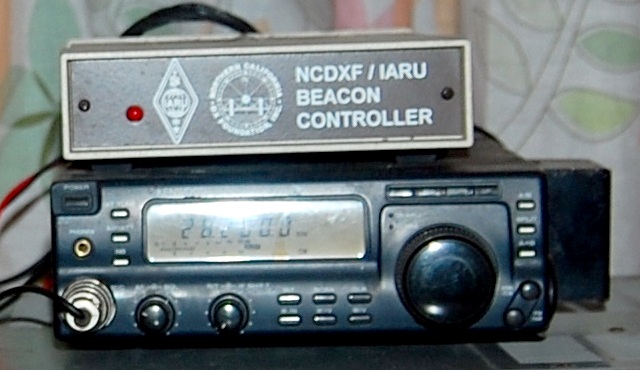 Beacon Controller v1 and Kenwood TS-50s